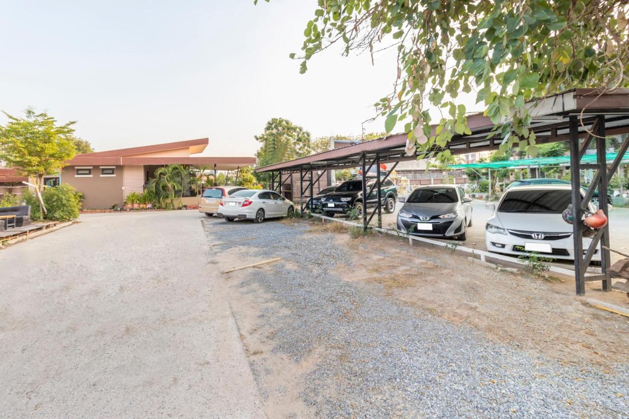 Oyo 798 Reurn Mareena Resort Nakhon Ratchasima Exterior photo